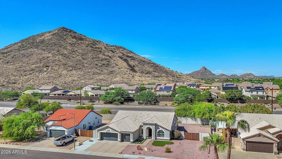 Photo of 5538 W FALLEN LEAF Lane