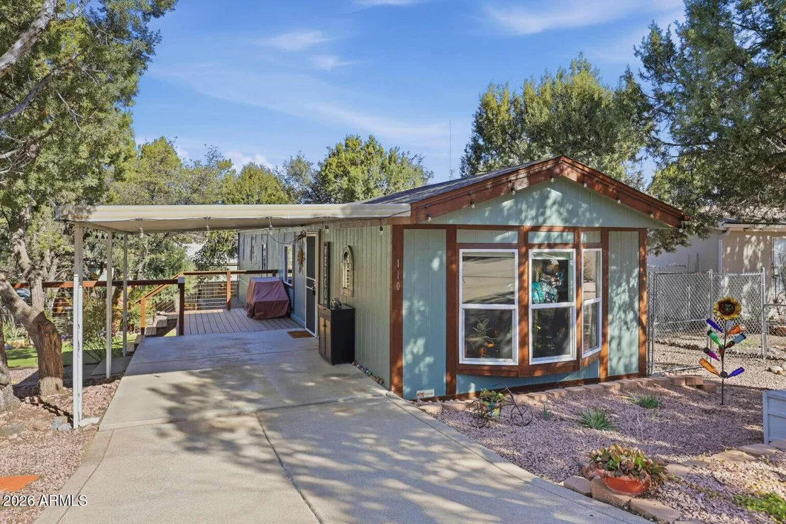Photo of 110 E PINE Street