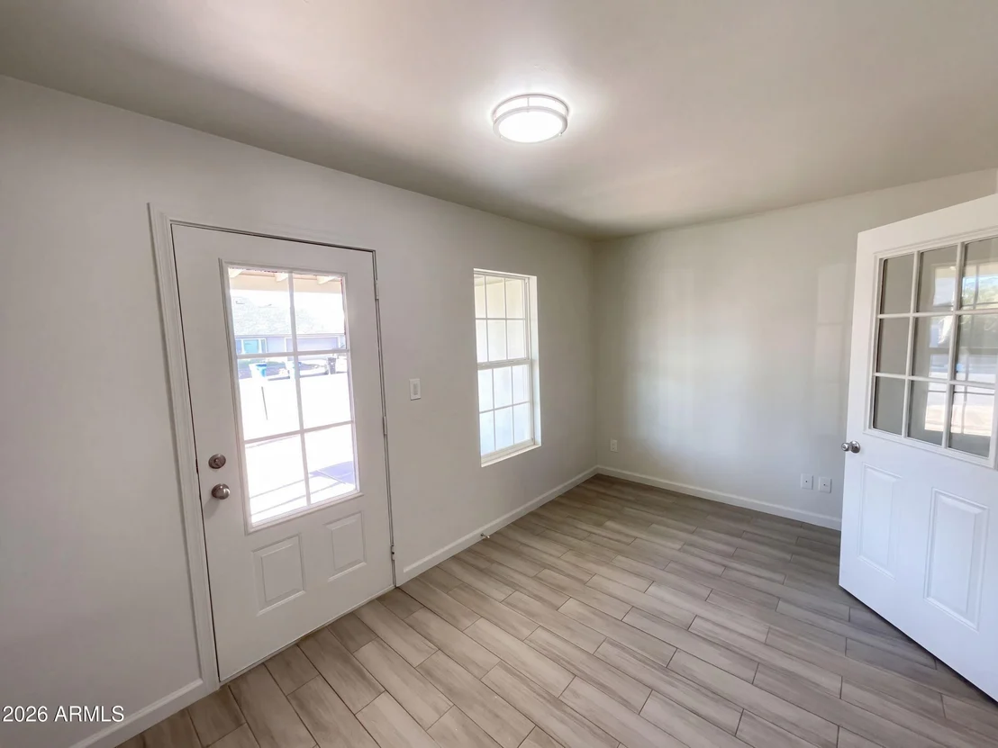 Photo of 4253 E VINEYARD Road