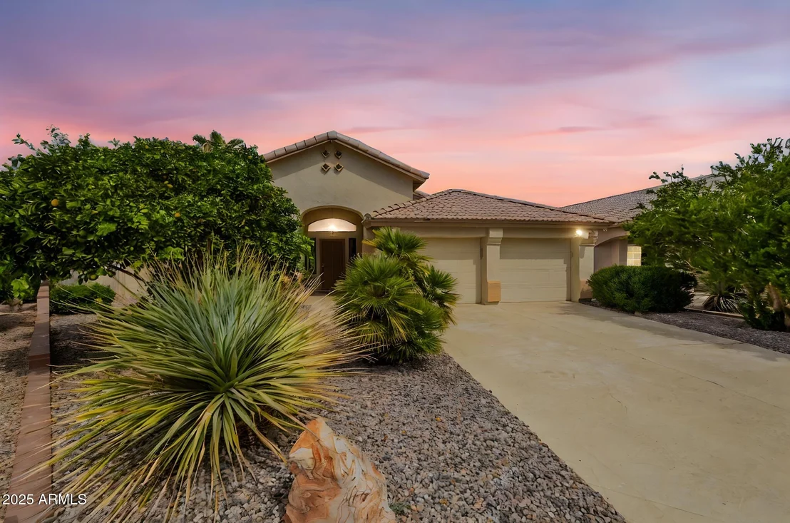Photo of 2535 N PINNULE Circle