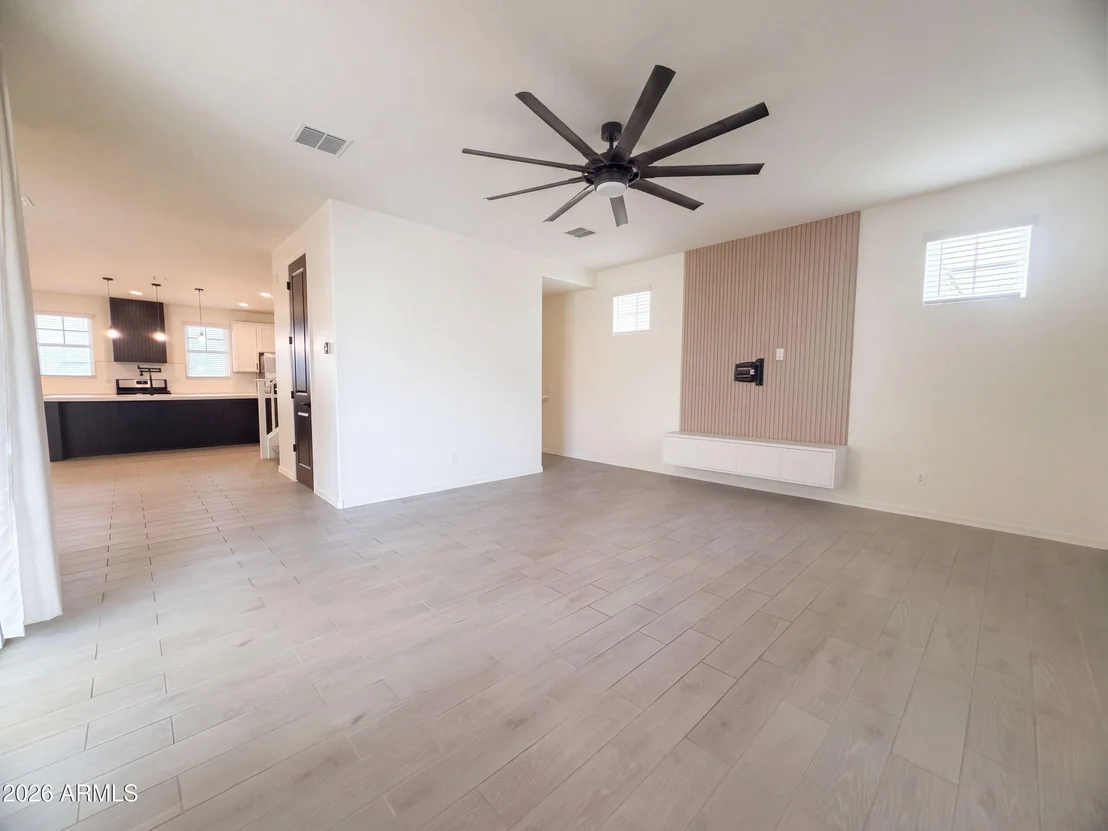 Photo of 781 W FLINTLOCK Way