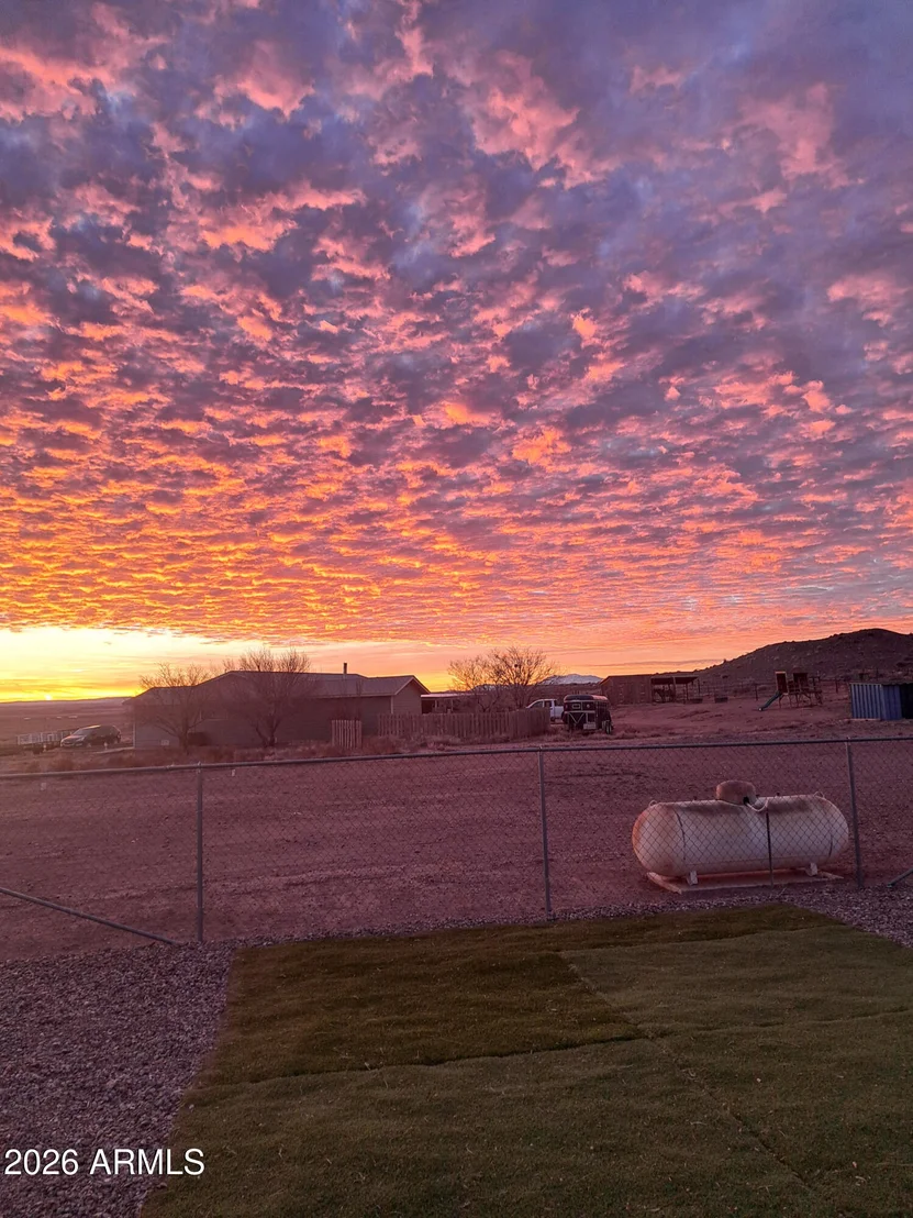 Photo of 3001 MOUNTAIN Drive
