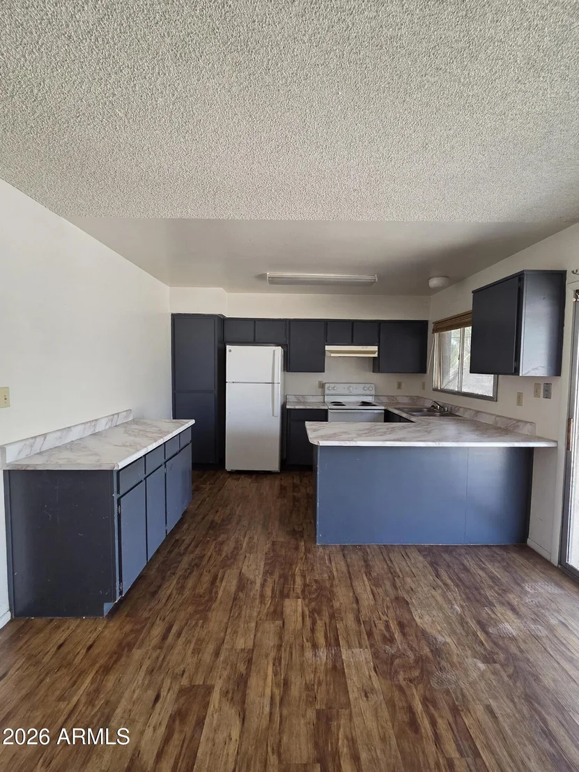 Photo of 3740 W REDFIELD Road