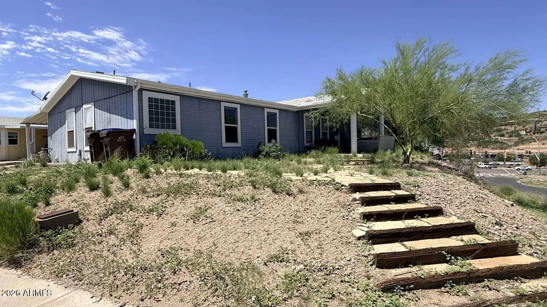 Photo of 609 W ANDREA Circle