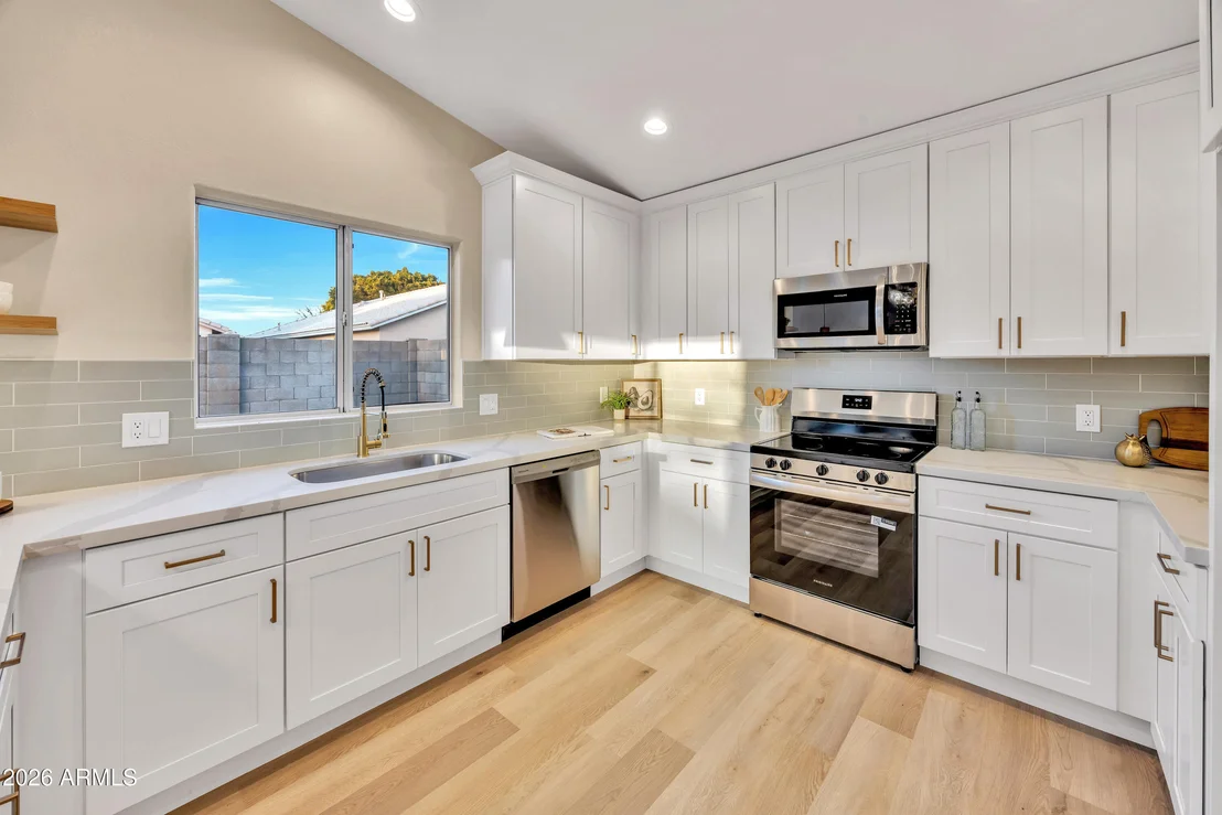 Photo of 7846 W SOLANO Drive