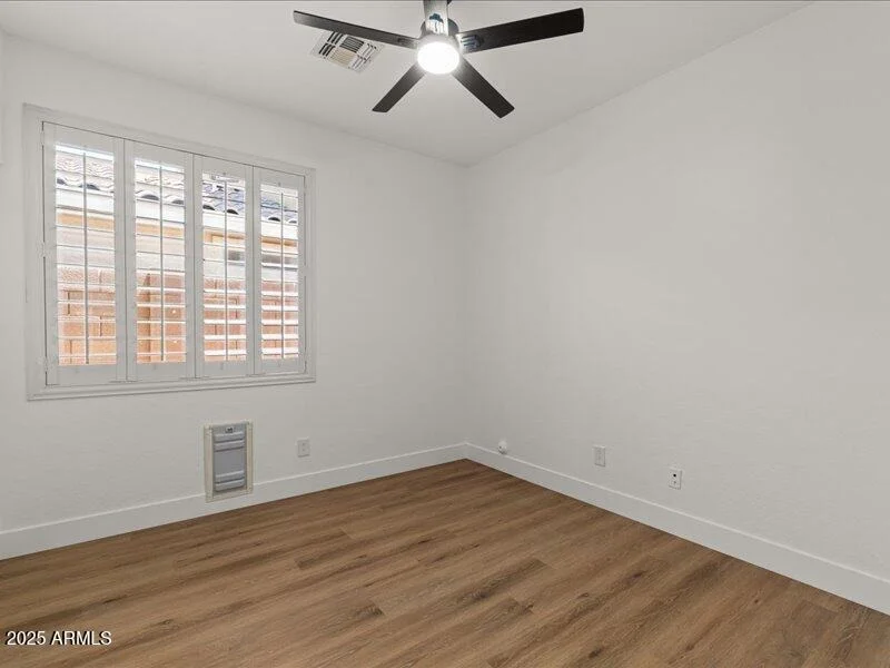Photo of 271 W ROADRUNNER Drive