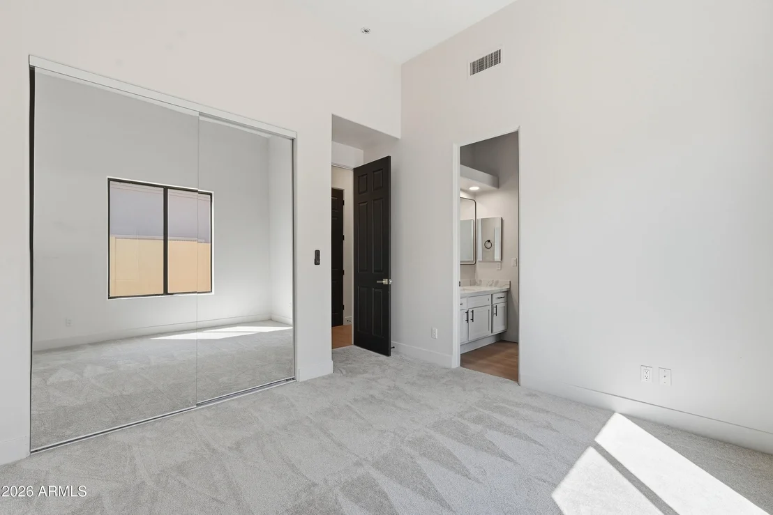Photo of 3929 N RECKER Road