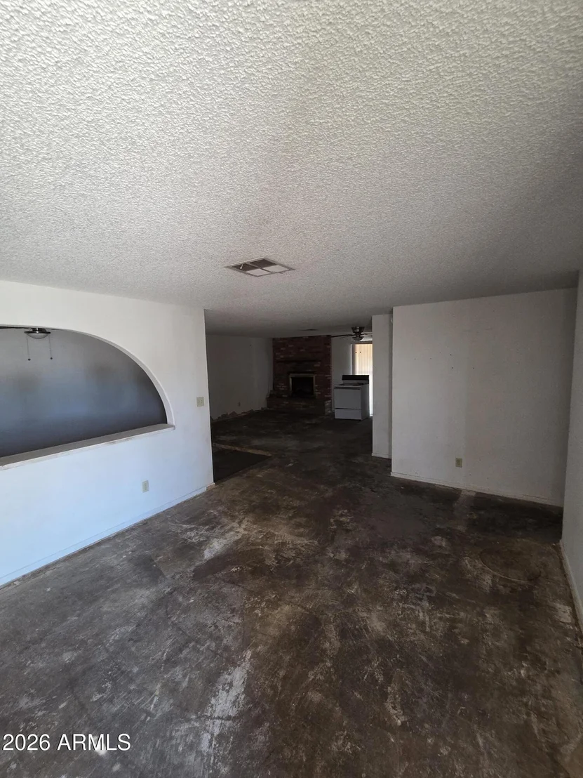 Photo of 1910 N 42ND Drive