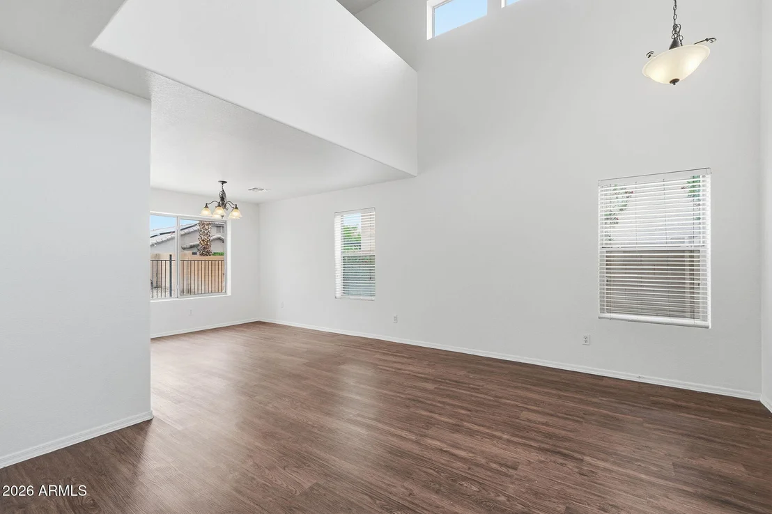 Photo of 16218 W DAVIS Road
