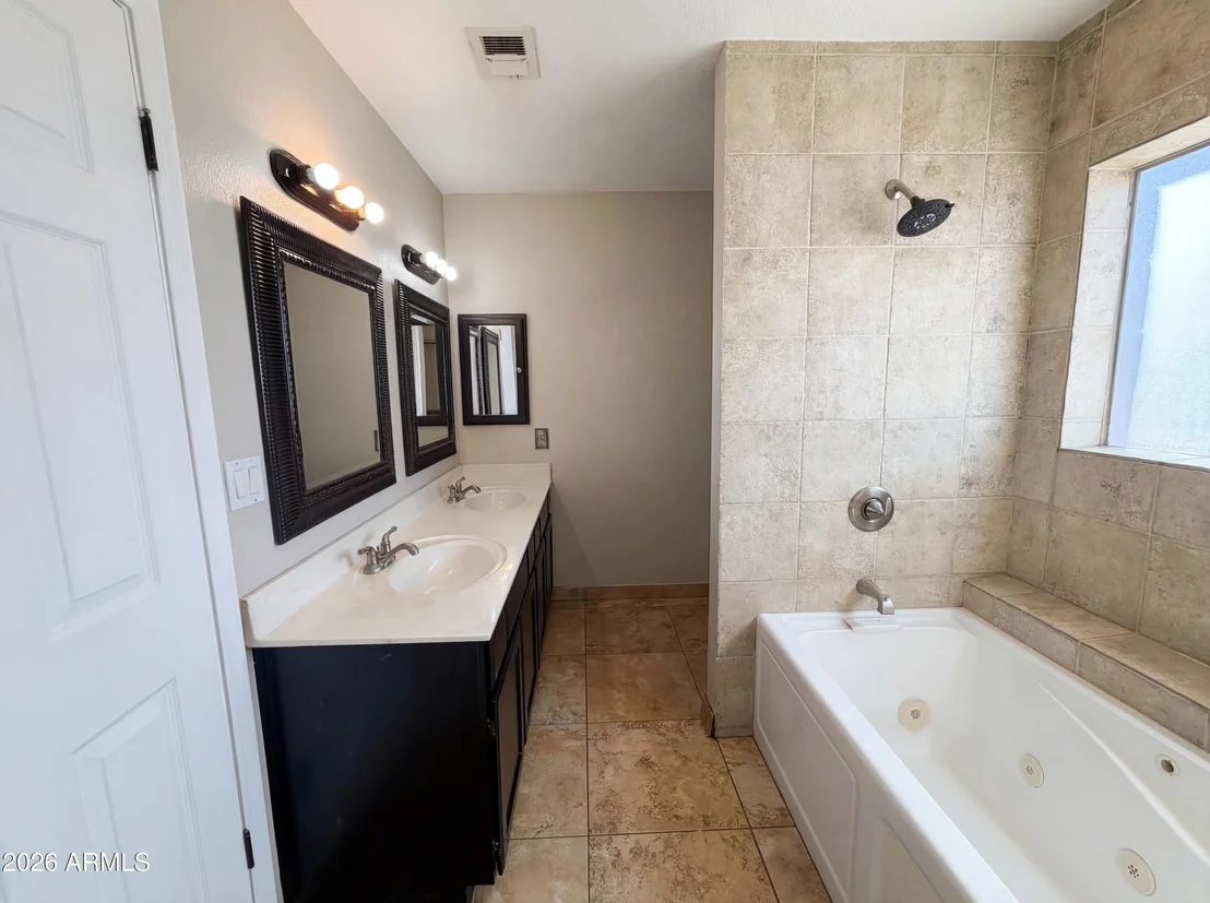 Photo of 1802 N 89TH Avenue