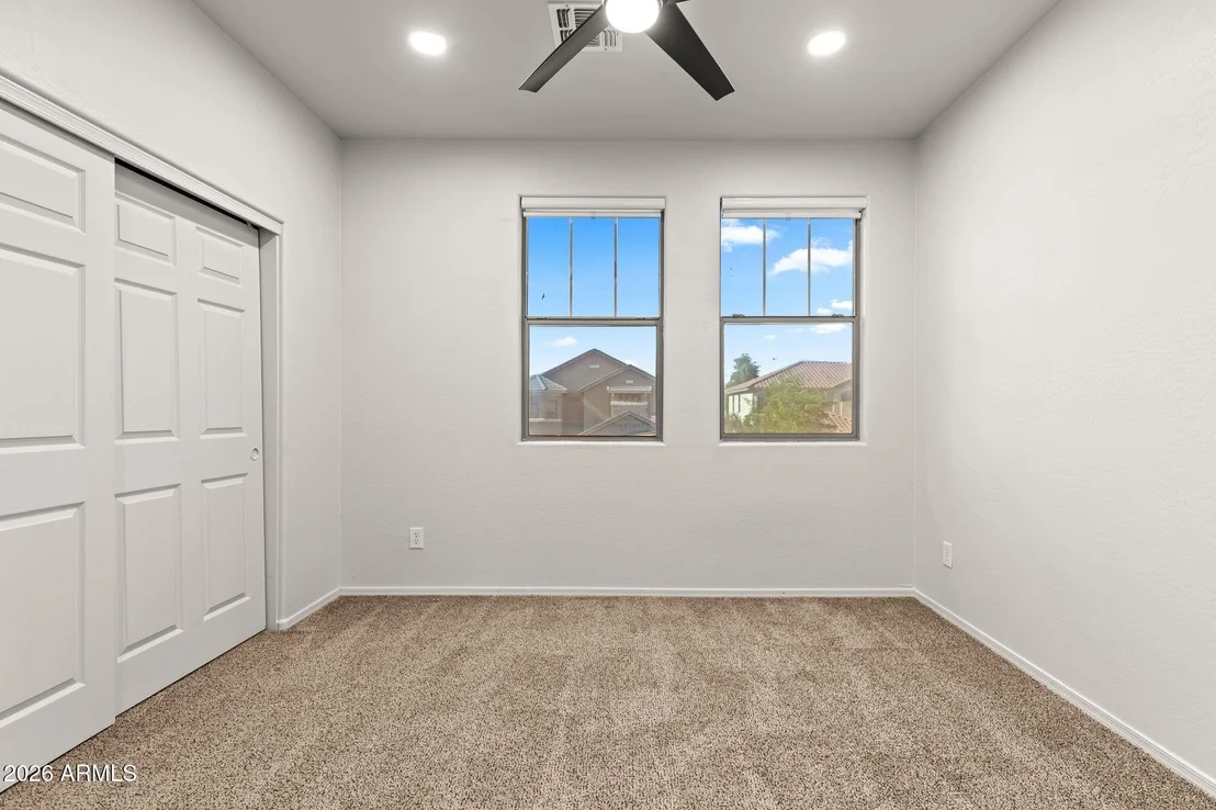 Photo of 5617 W CARSON Road
