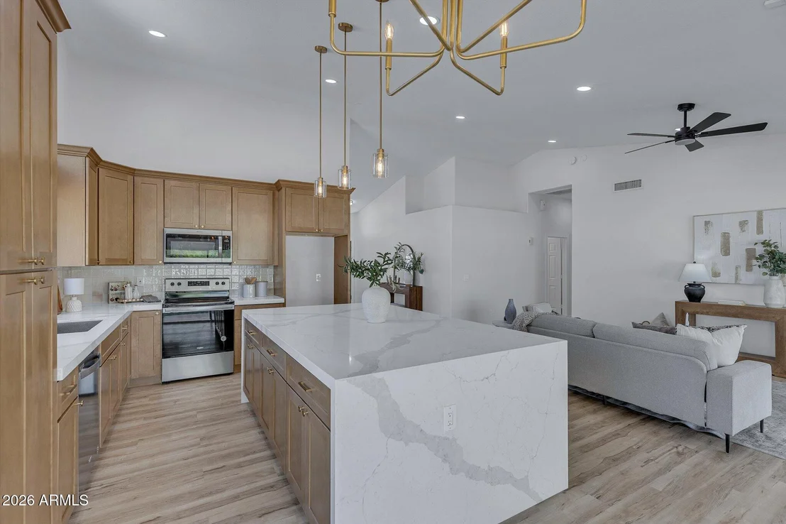 Photo of 5538 W FALLEN LEAF Lane