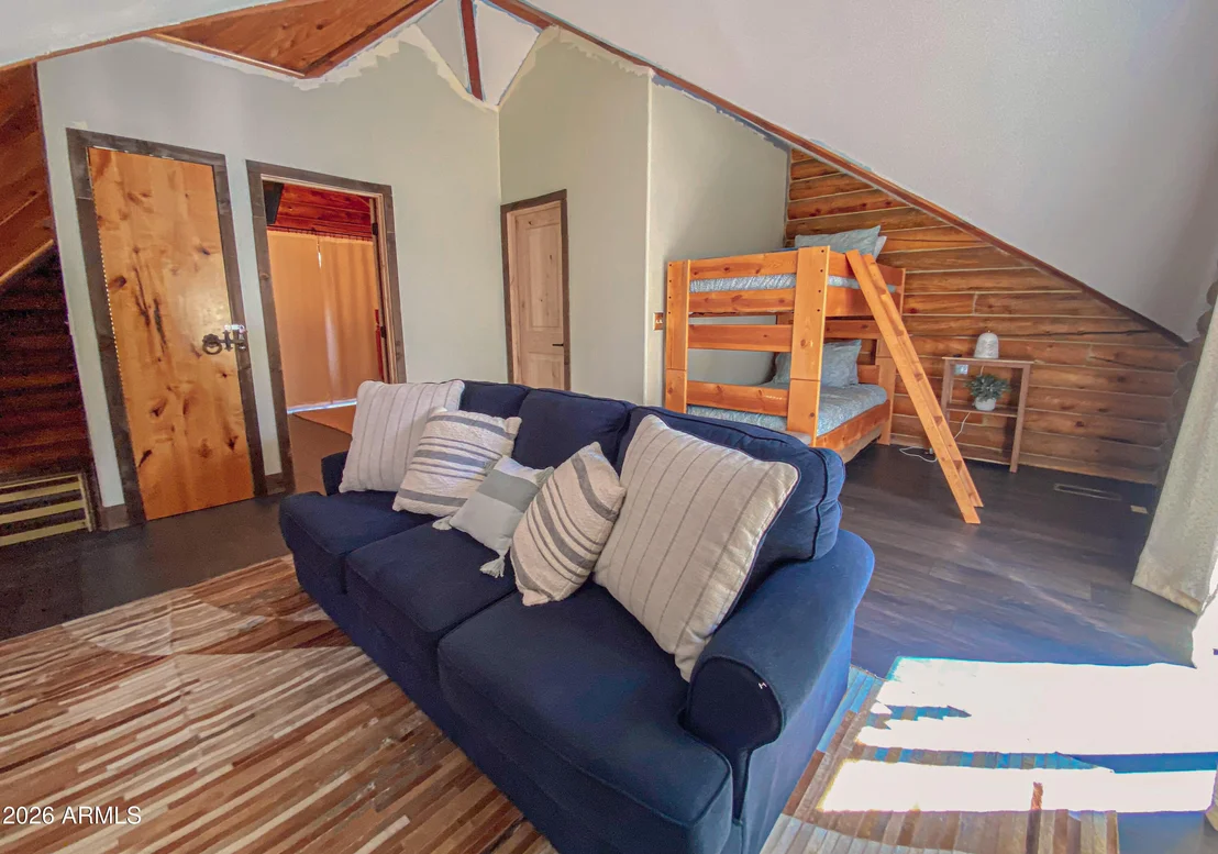 Photo of 6653 W RIDGE Road