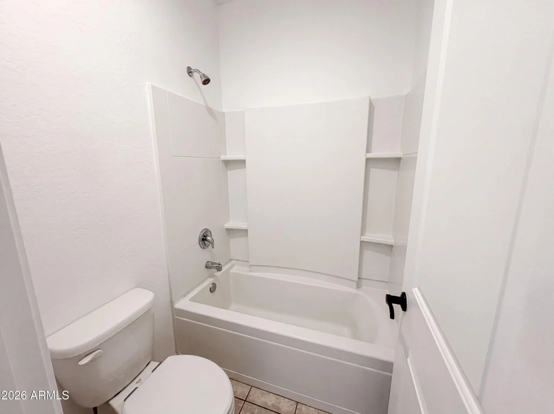 Photo of 21276 W BERKELEY Road
