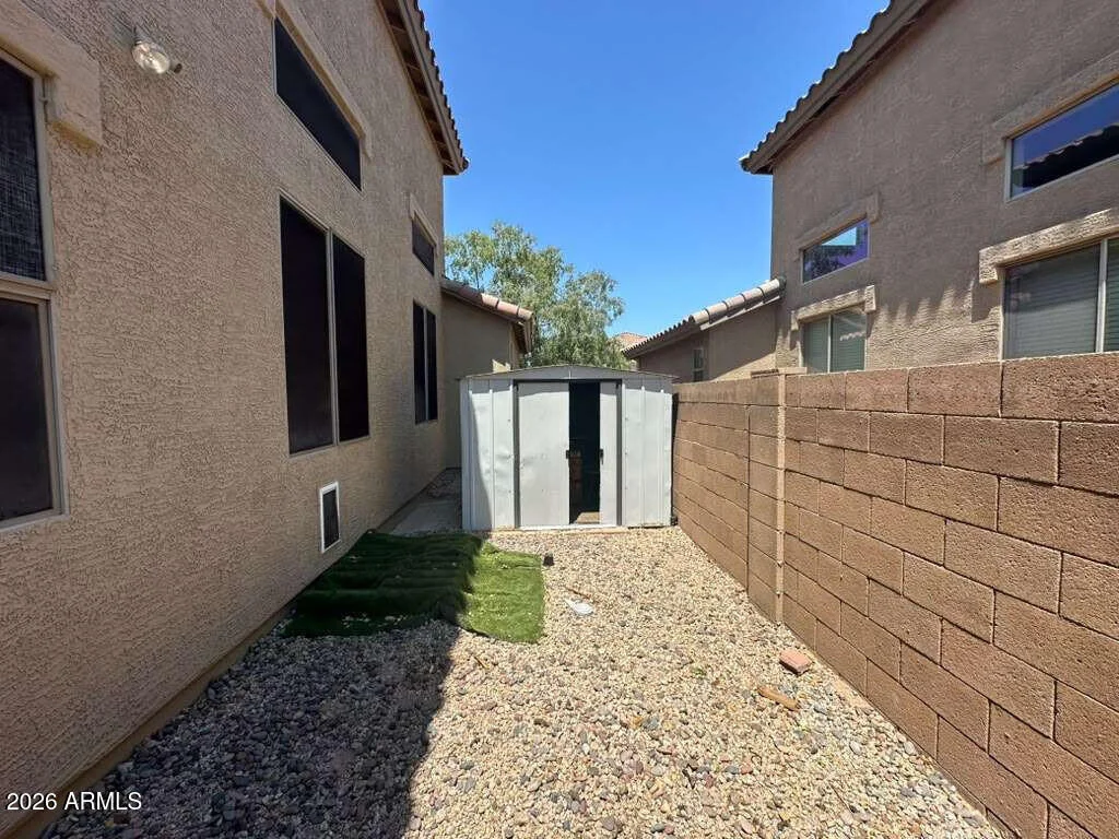 Photo of 17023 W IPSWITCH Way