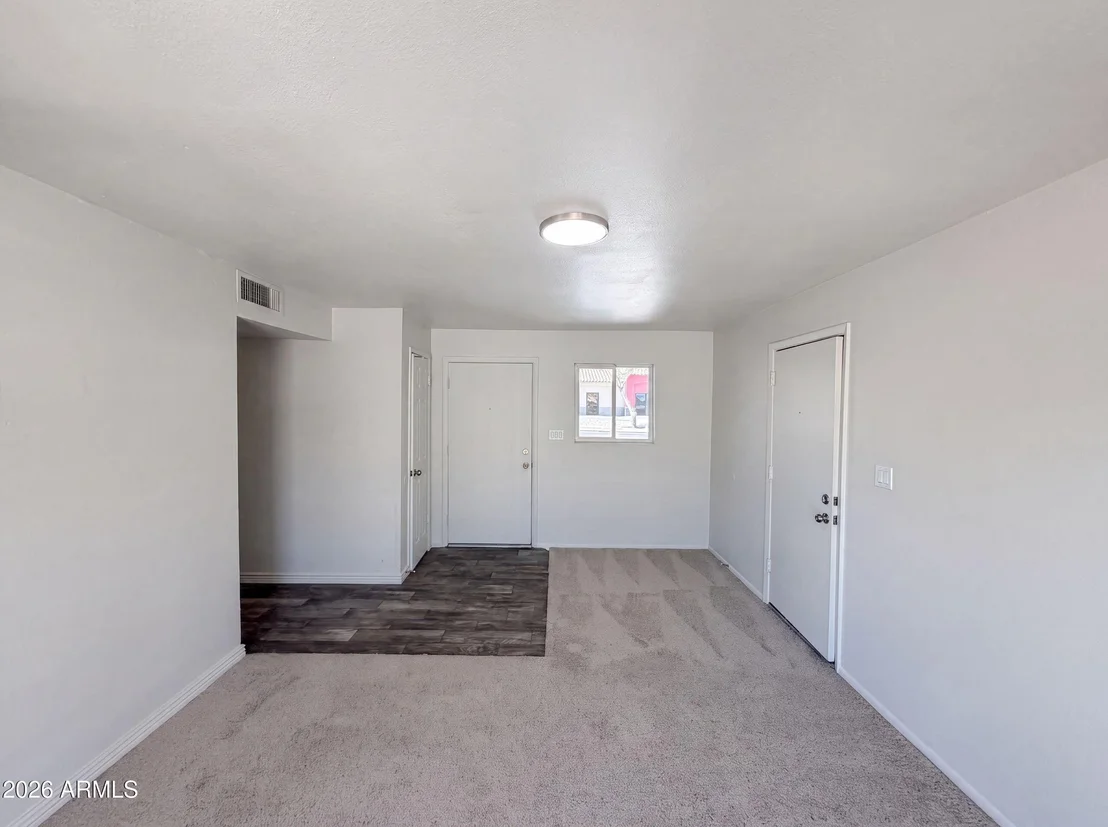 Photo of 5908 W CALAVAR Road