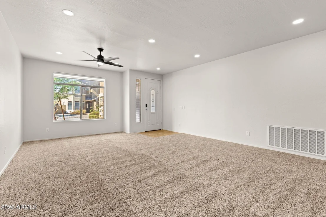 Photo of 5617 W CARSON Road
