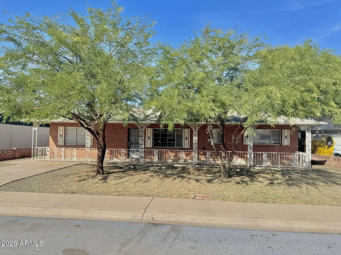 Photo of 3006 W STELLA Lane