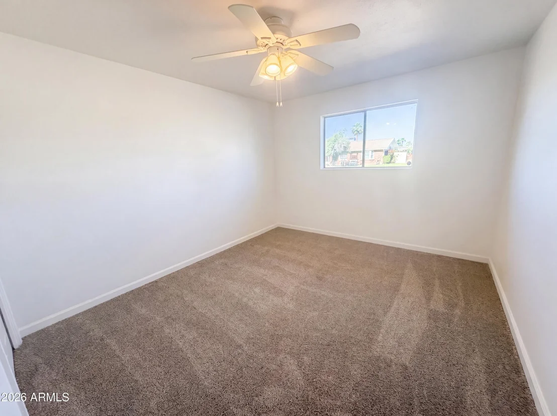 Photo of 438 N ASH --