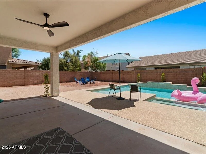Photo of 271 W ROADRUNNER Drive