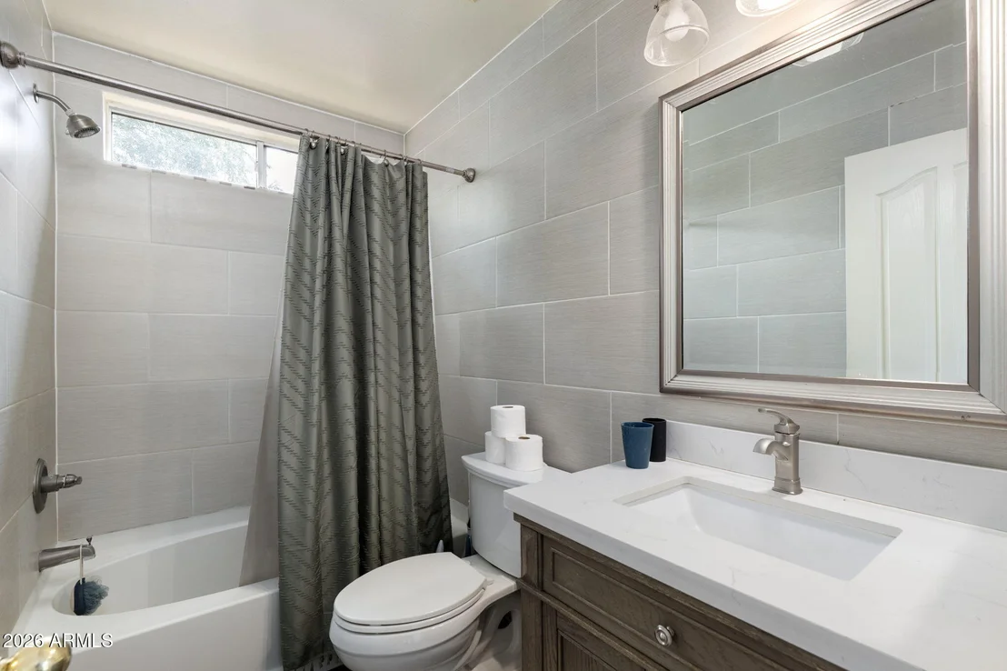 Photo of 4139 E WINDSOR Drive