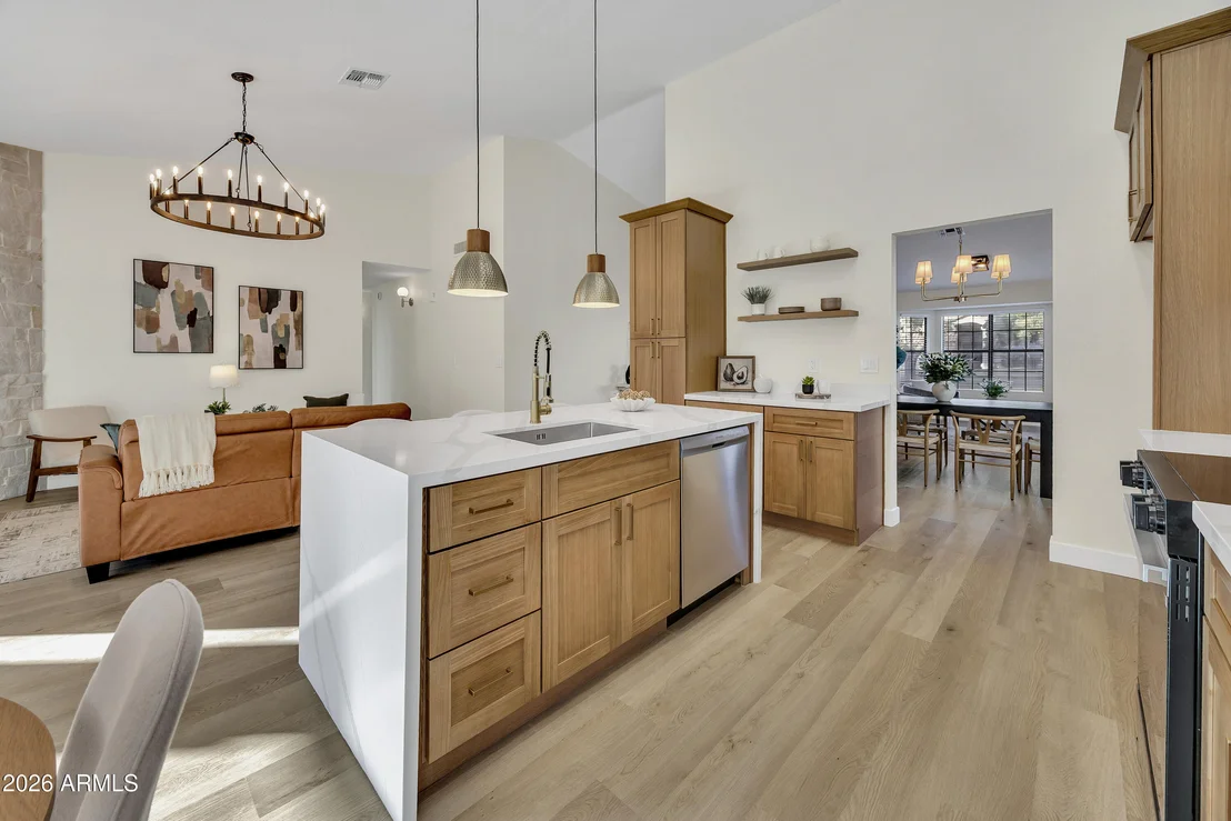 Photo of 7395 W UTOPIA Road