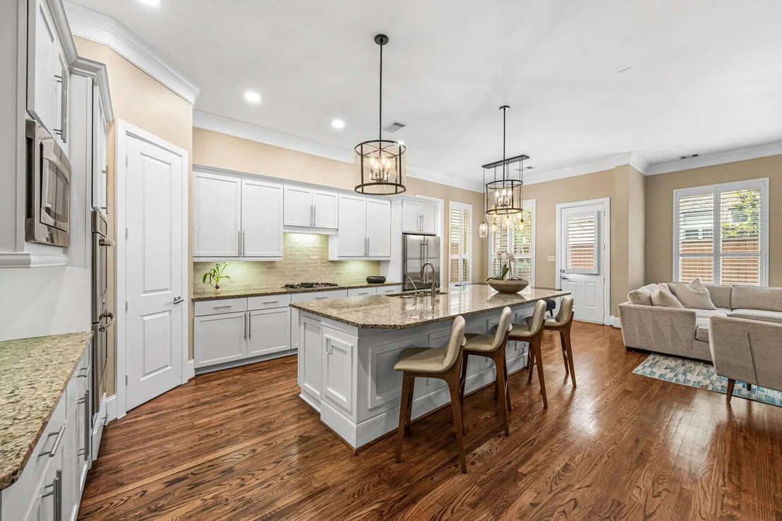 Photo of 8413 Moritz Green