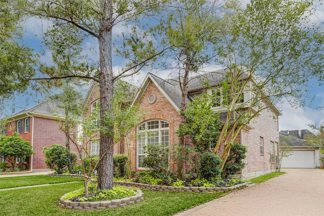 Photo of 4418 Bermuda Drive
