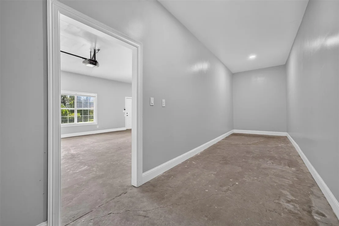 Photo of 139 Laurel Cove W