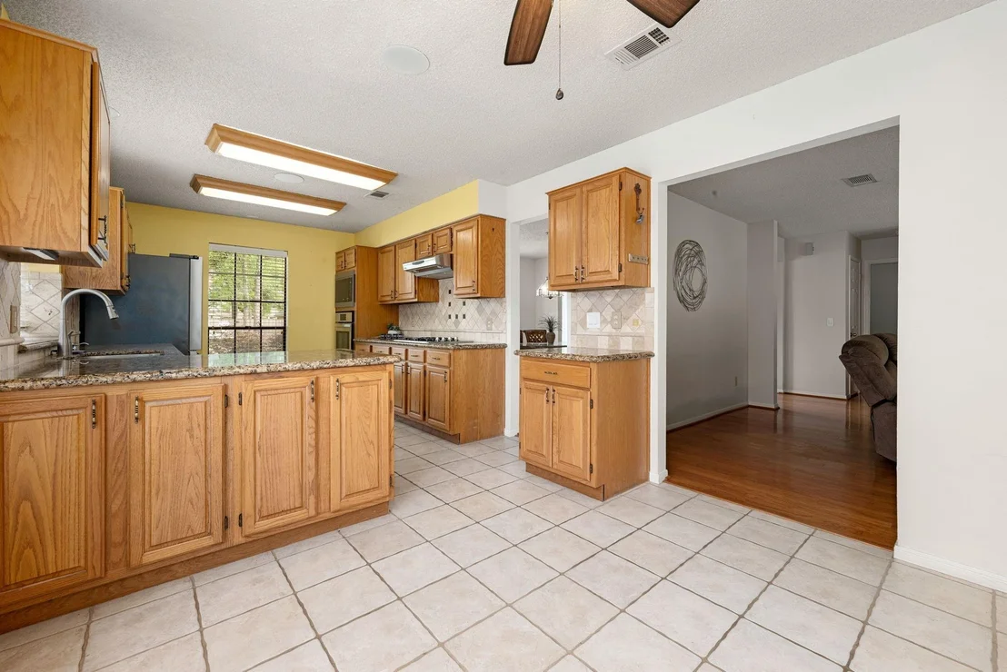 Photo of 23010 Lanham Drive