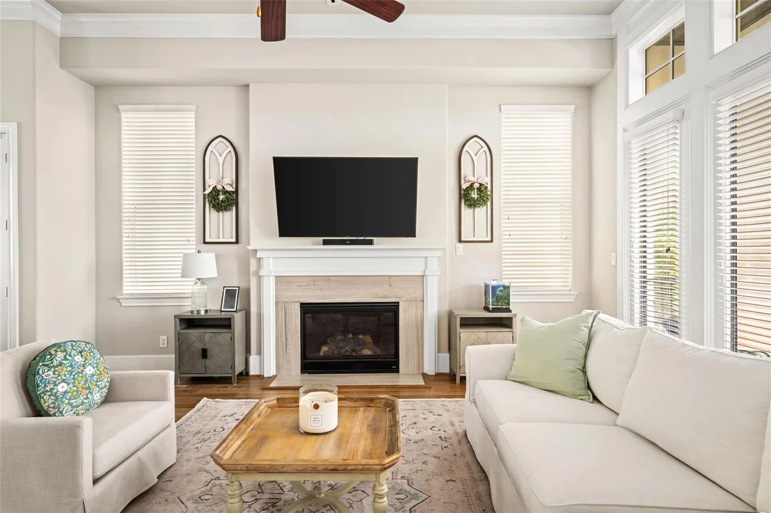 Photo of 8668 Emnora Lane