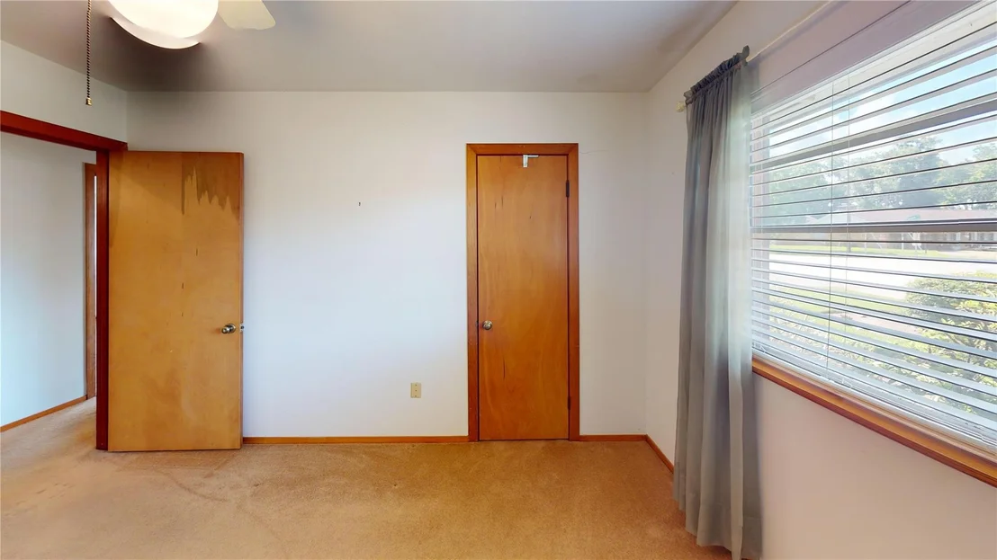 Photo of 613 Southside Drive