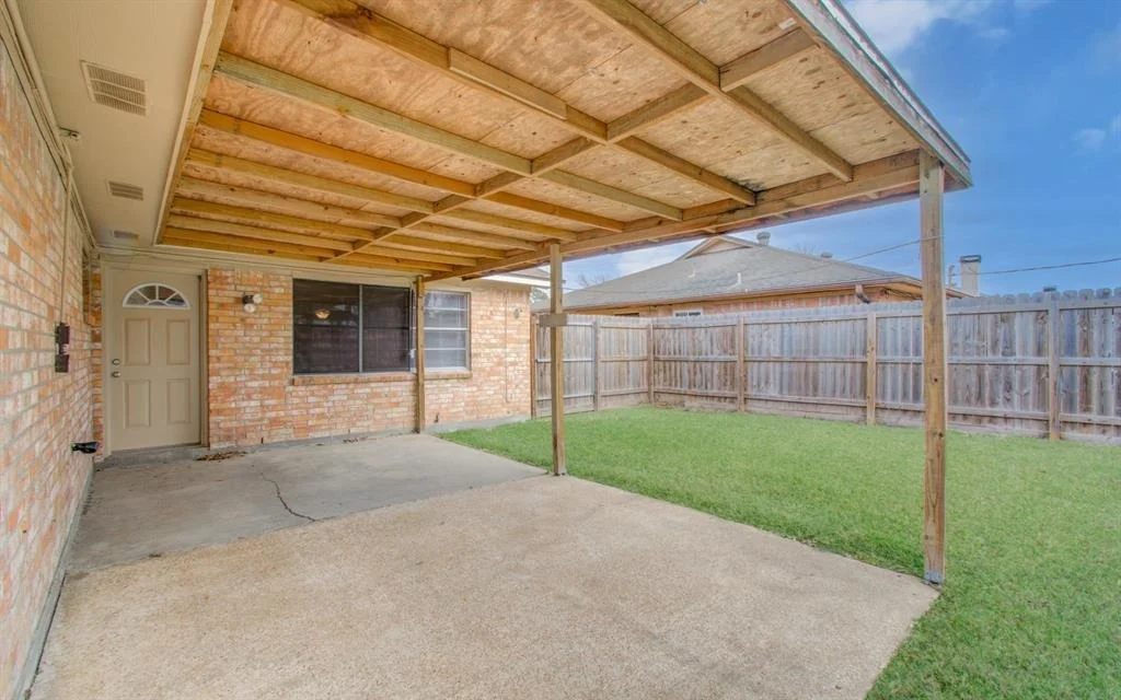 Photo of 10102 Winding Trail Road