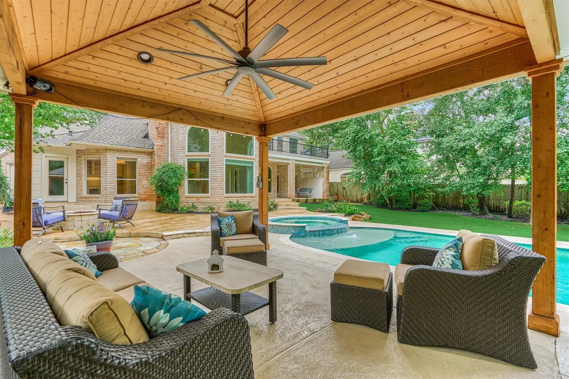 Photo of 168 W Shadowpoint Circle