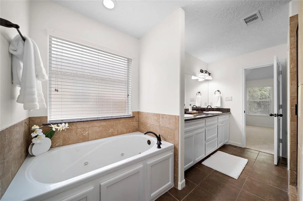 Photo of 186 Harley Drive