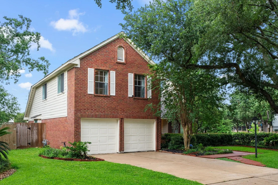Photo of 902 Mesa Terrace Drive