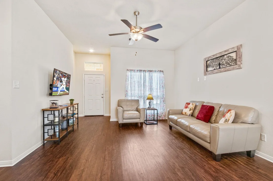 Photo of 250 Brocks Lane