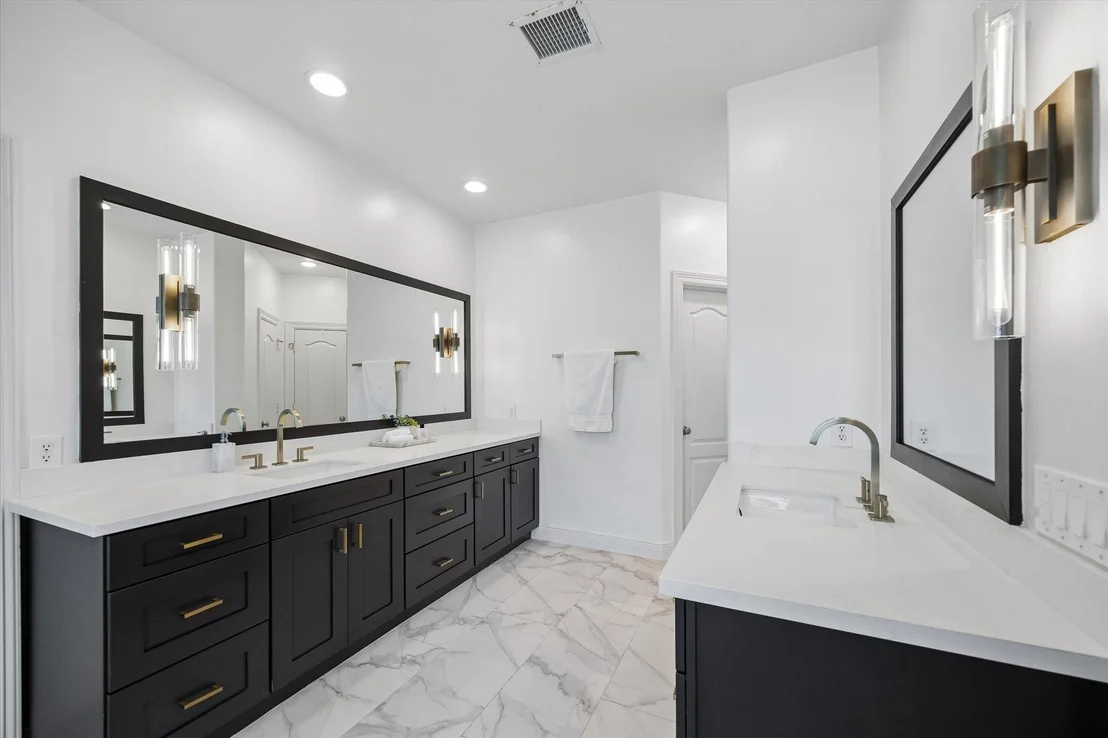 Photo of 2103 Castleheath Court