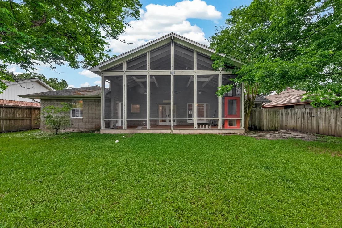 Photo of 10807 Oasis Drive