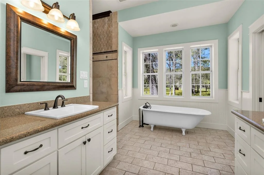 Photo of 20802 Pecan Bend Road