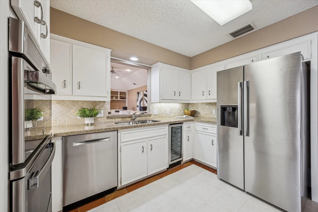 Photo of 85 Crestwood Circle