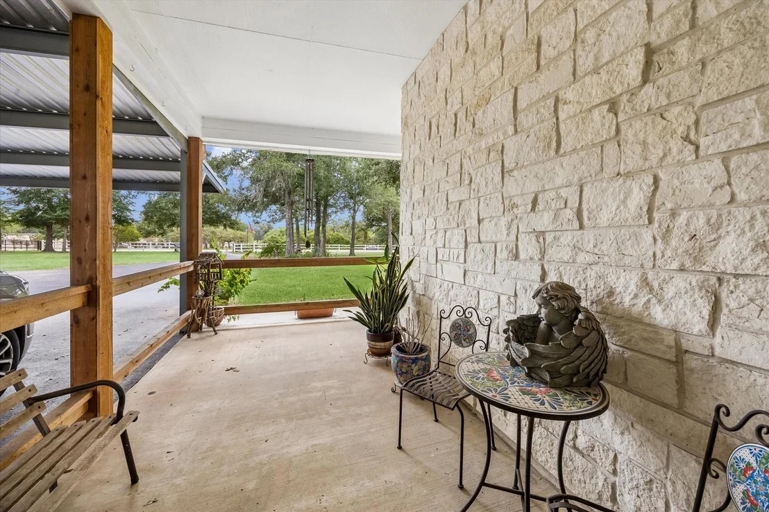 Photo of 25812 Kickapoo Road