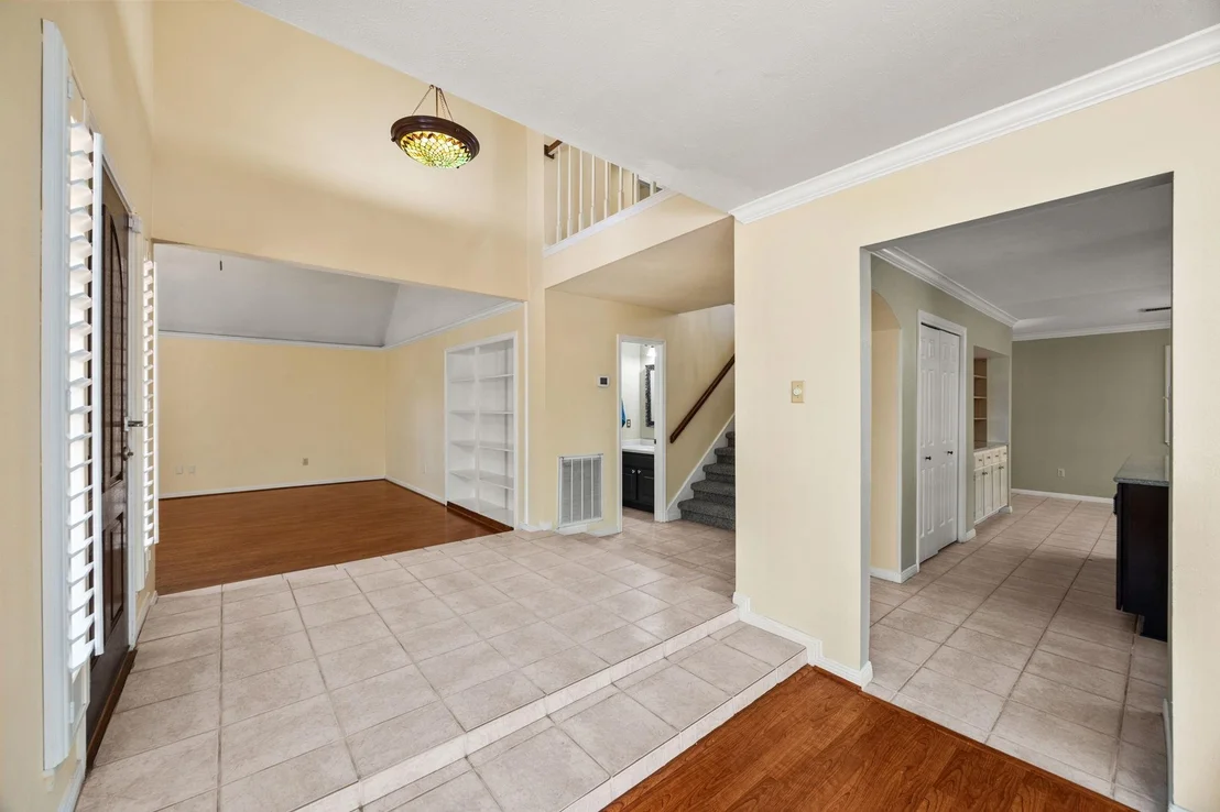 Photo of 12422 Millvan Drive