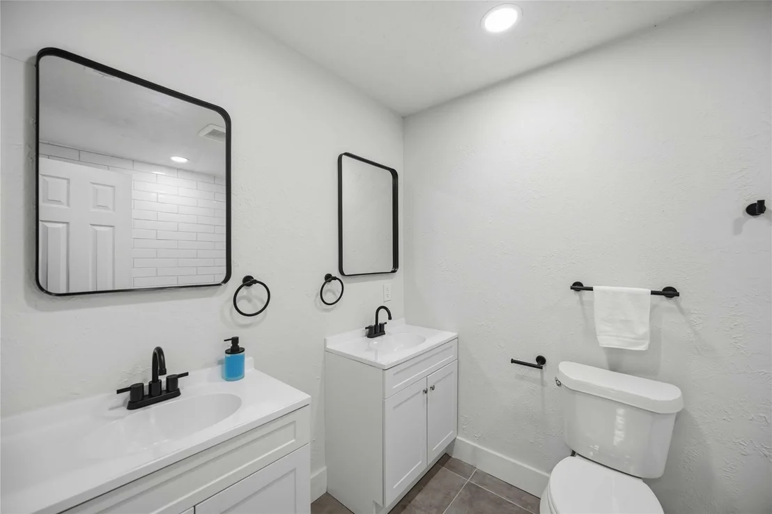 Photo of 15807 Danford Drive
