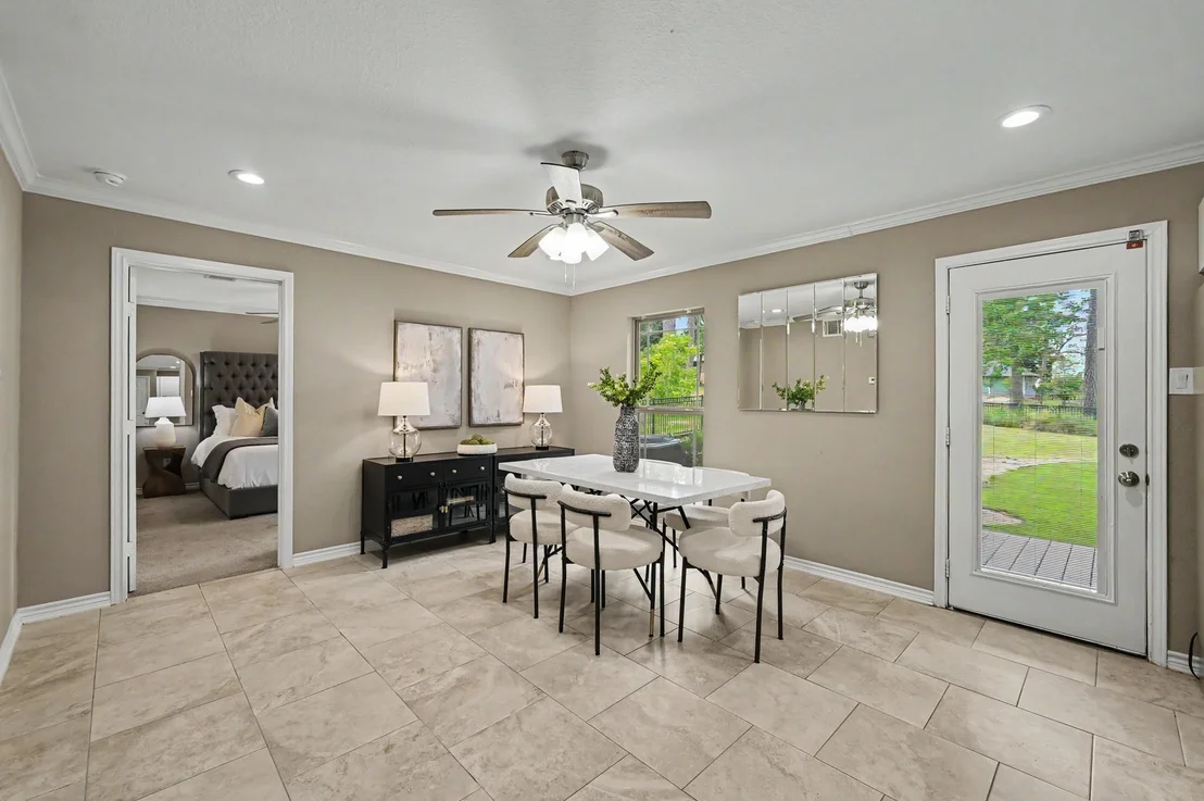 Photo of 15211 Jamaica Drive