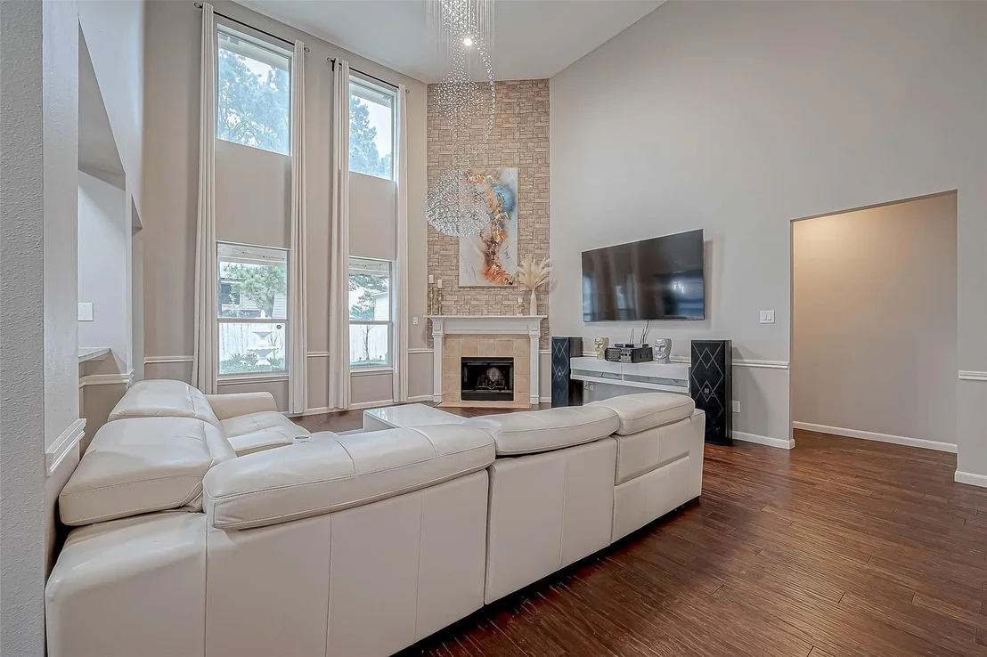 Photo of 22922 Montclair Park Lane