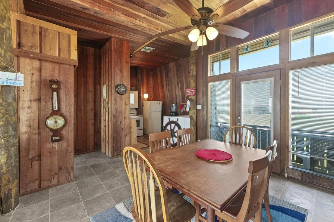 Photo of 4434 Bluewater Highway