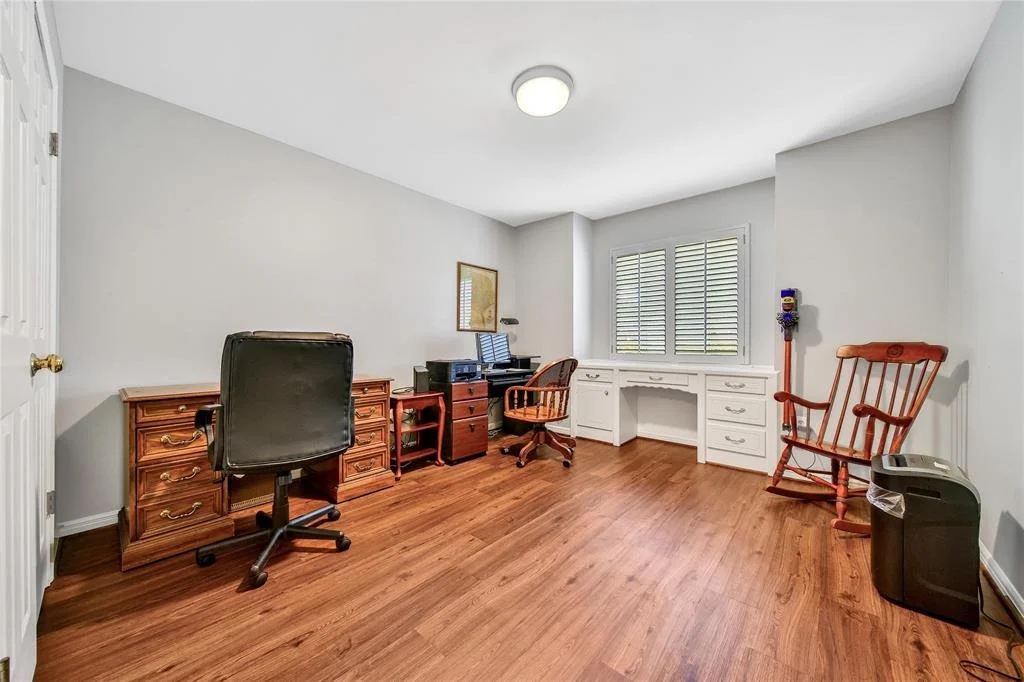 Photo of 1115 Thornton Road