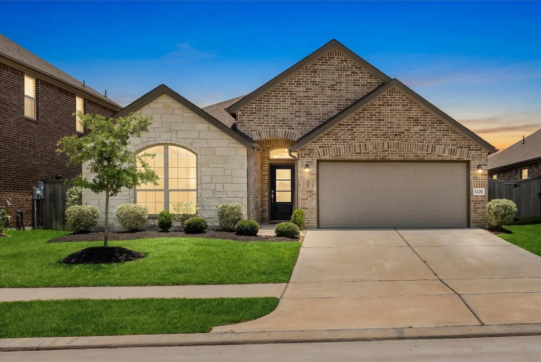Photo of 11251 Stirton Drive