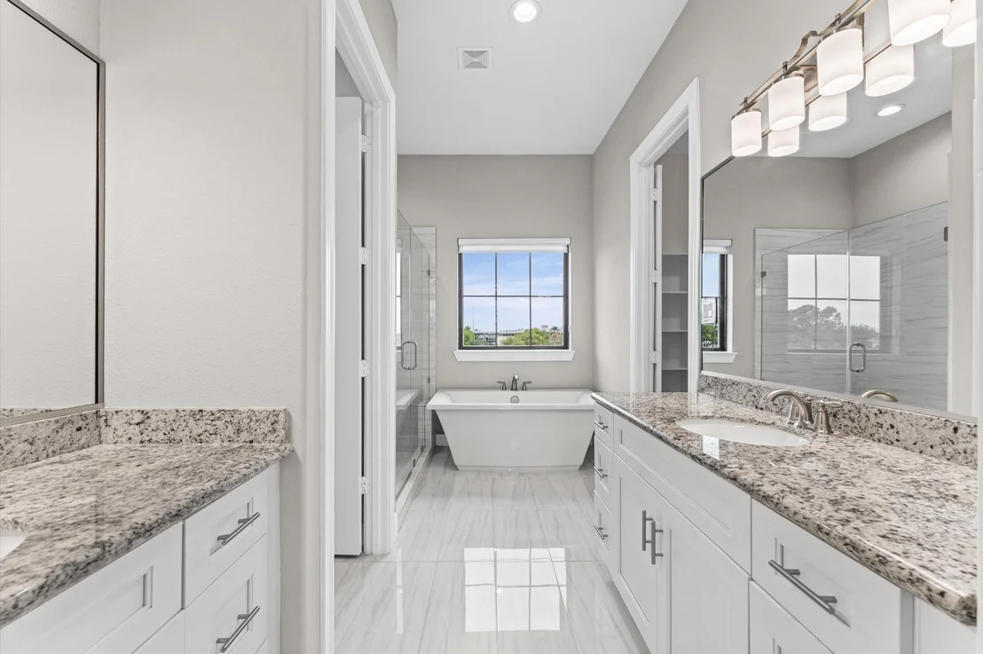 Photo of 3339 Beverly Forest Drive